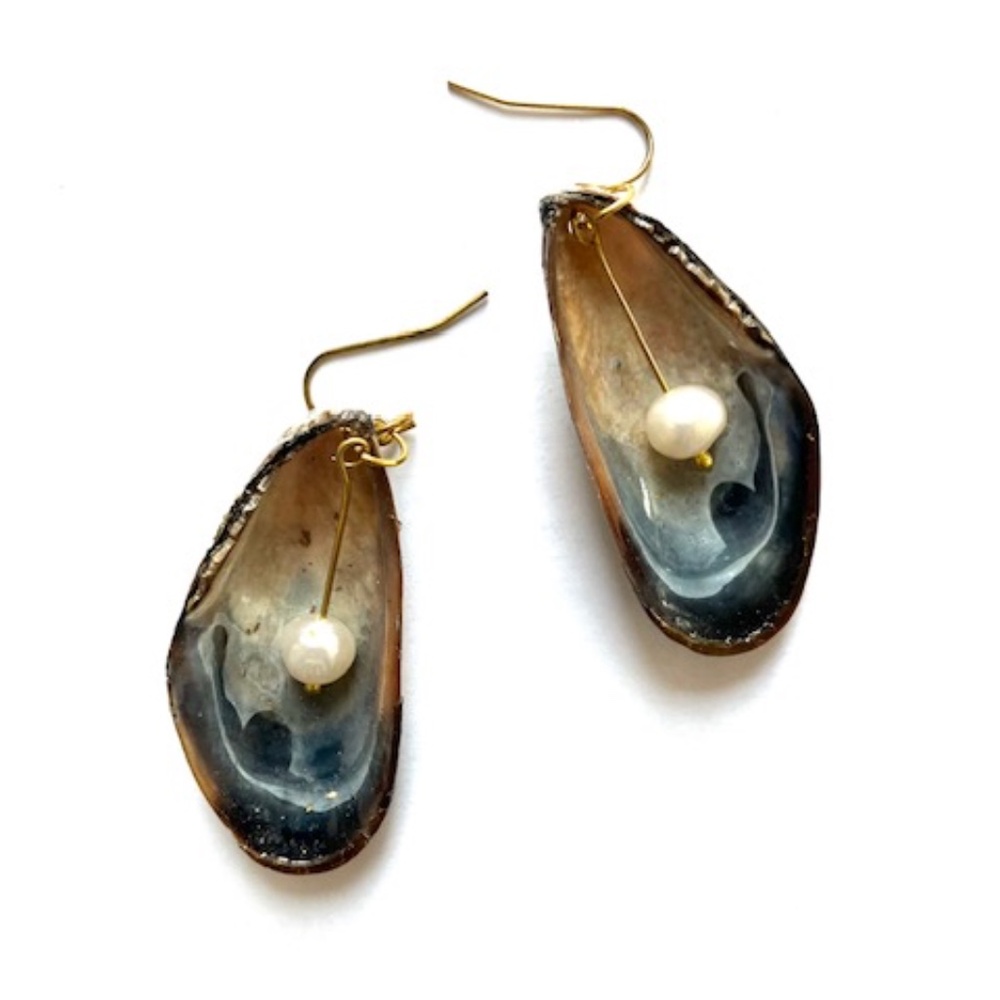 Handmade Shell Earrings with Fresh Water Pearls